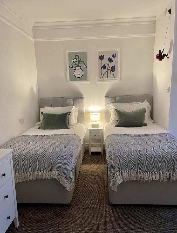 The Dozy Deer (Adults Only) Hotel Уиндермер Екстериор снимка
